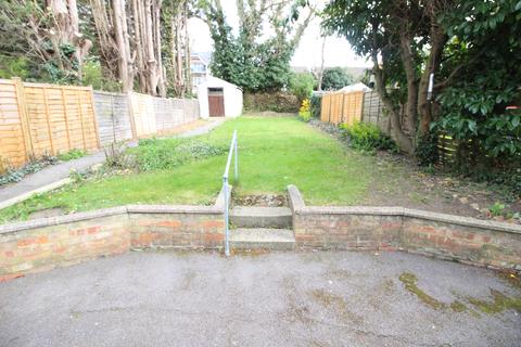 40 Brinkley Road, Worcester Park, KT4 8JF