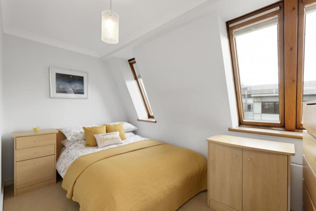 Vestry Court 66 - bed2 med