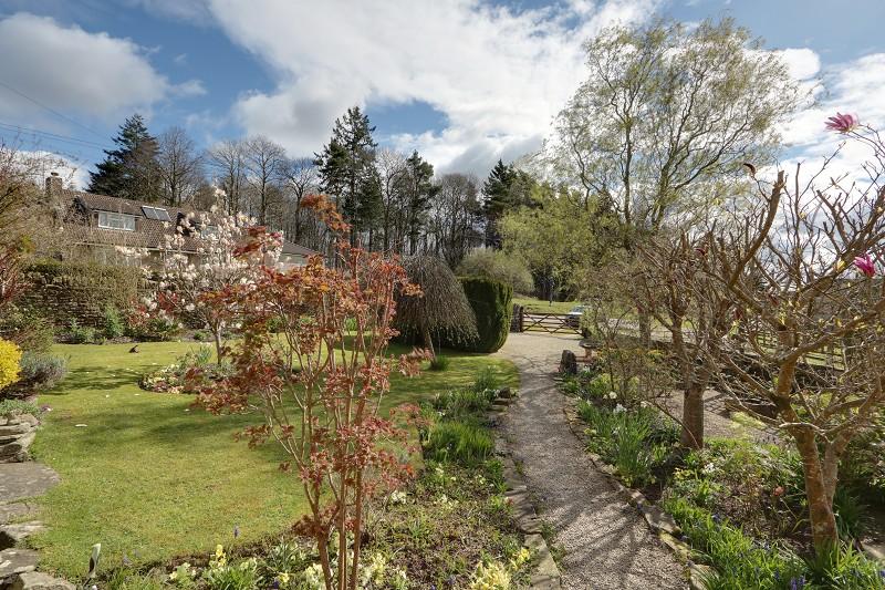 Clements End, Coleford, Gloucestershire. GL16 8LL 3 bed semidetached