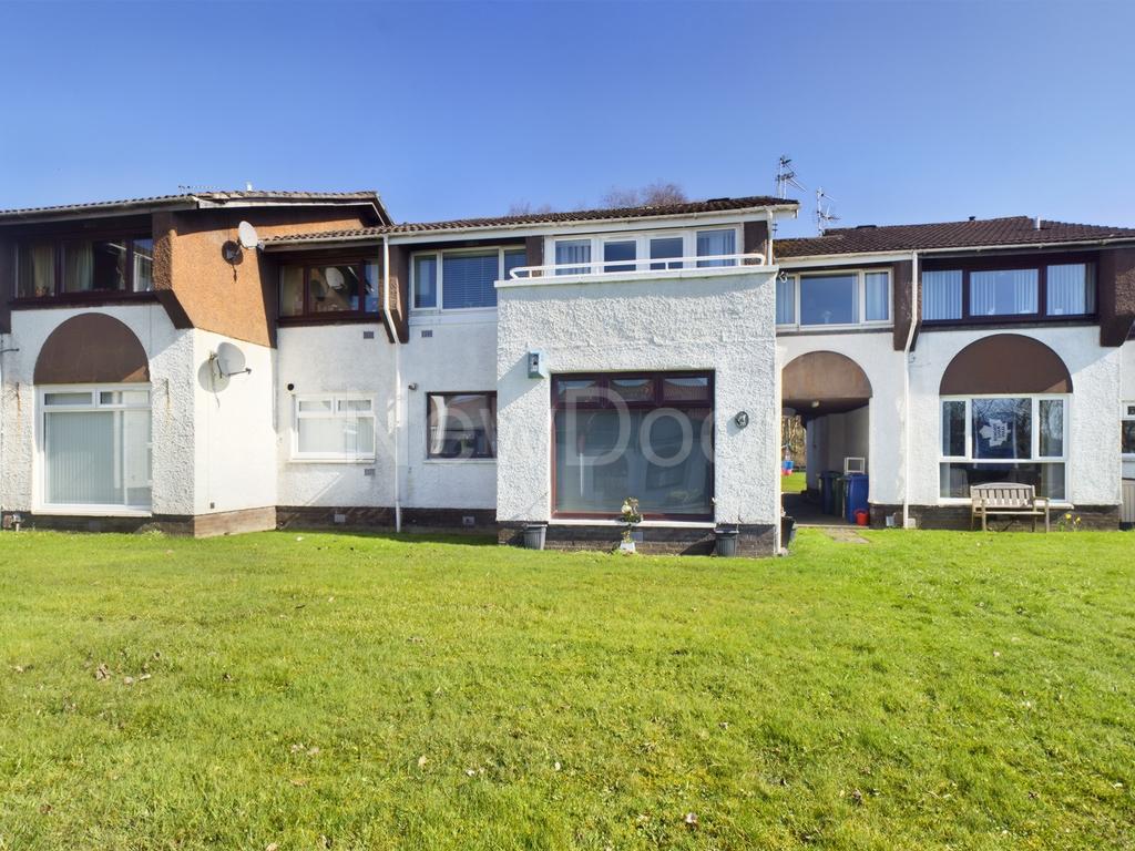 Libo Place, Erskine, PA8 2 bed flat £100,000