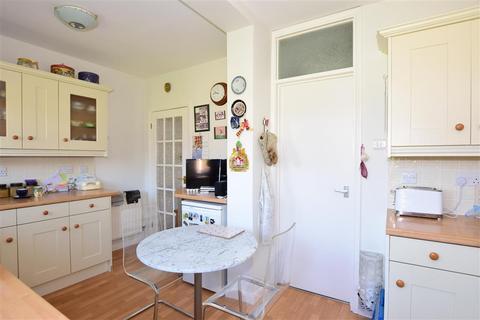 10 Sandringham Drive, Welling, DA16 3QU