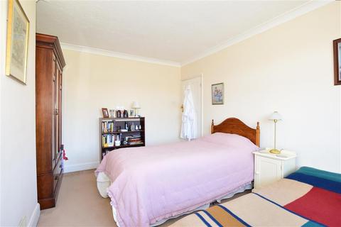 10 Sandringham Drive, Welling, DA16 3QU