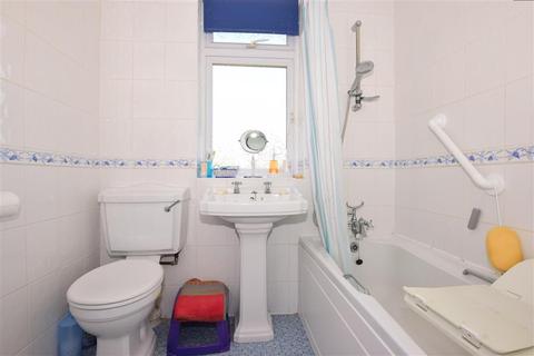 10 Sandringham Drive, Welling, DA16 3QU