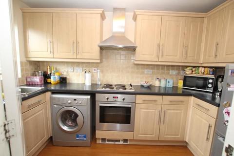 5d Waters Walk, Bradford, BD10 0LZ