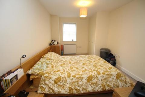 5d Waters Walk, Bradford, BD10 0LZ
