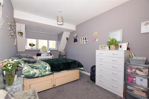 26 Grange Way, Broadstairs, CT10 2YP