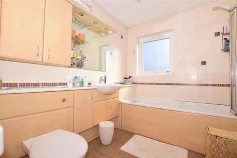 26 Grange Way, Broadstairs, CT10 2YP