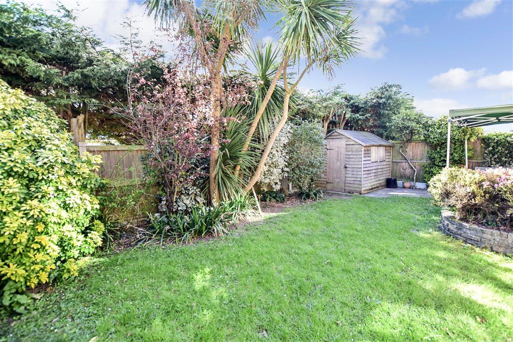 Grange Way, Broadstairs, Kent 4 bed detached house £450,000