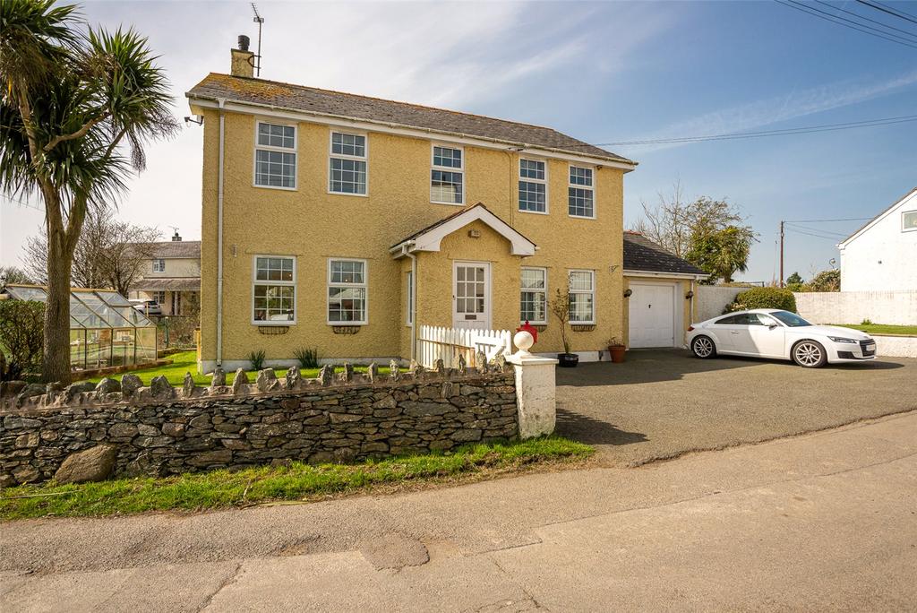 Llanddeusant, Holyhead, Anglesey, LL65 4 bed detached house £325,000