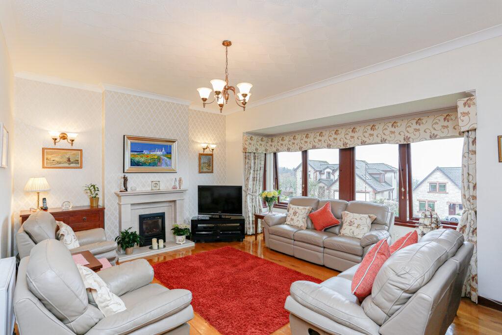Scott Brae, Kippen, FK8 4 bed detached house £440,000