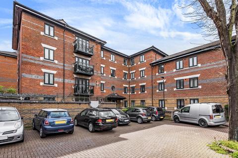 14 Galway Close, London, SE16 3DR