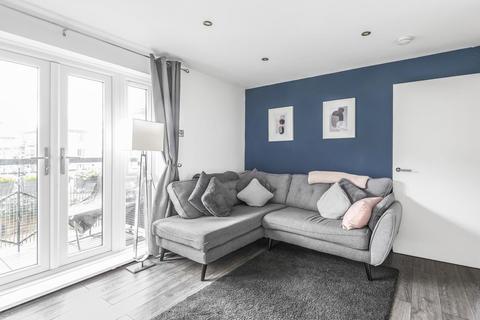14 Galway Close, London, SE16 3DR
