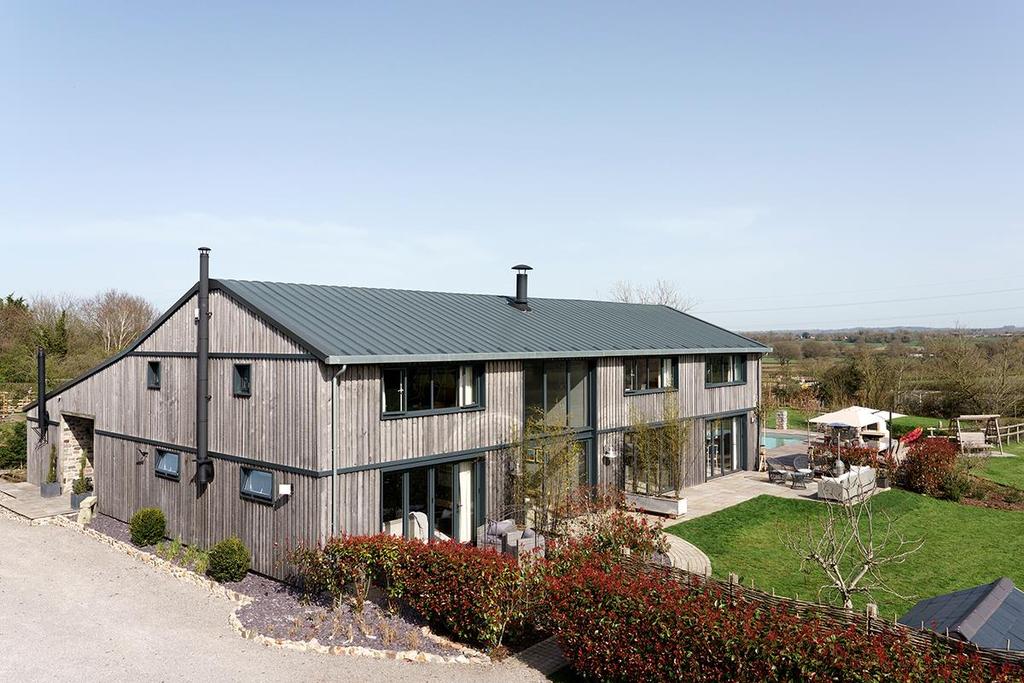 Latteridge Road, Iron Acton, Bristol... 5 bed detached house - £1,395,000