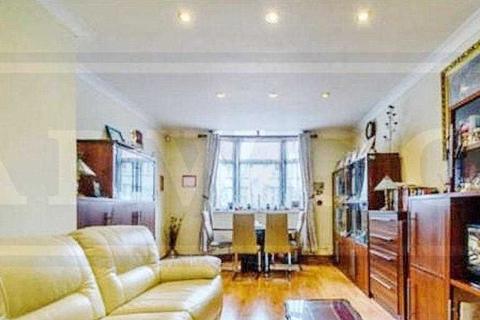 7 Commonwealth Avenue, Hayes, UB3 2PL
