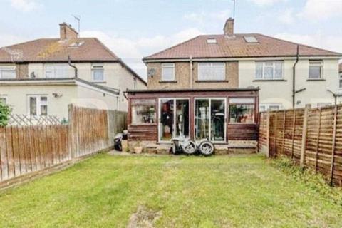 7 Commonwealth Avenue, Hayes, UB3 2PL