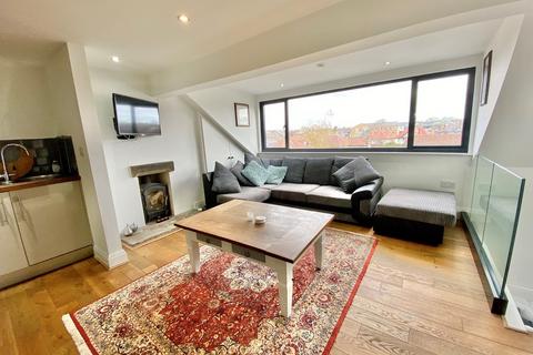 3 bedroom apartment to rent, Hyde Park Road, Harrogate