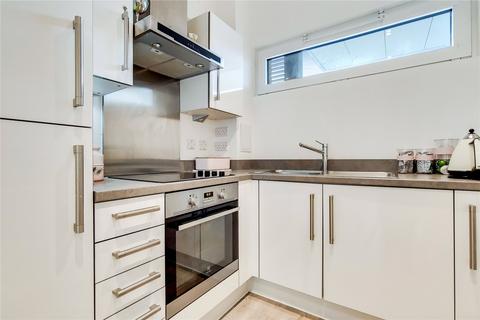 1 bedroom flat for sale, Spectrum Way, Wandsworth, London