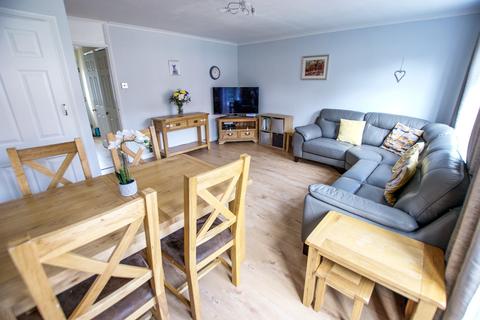 40 Harebell Close, Hartley Wintney, Hook, RG27 8TW