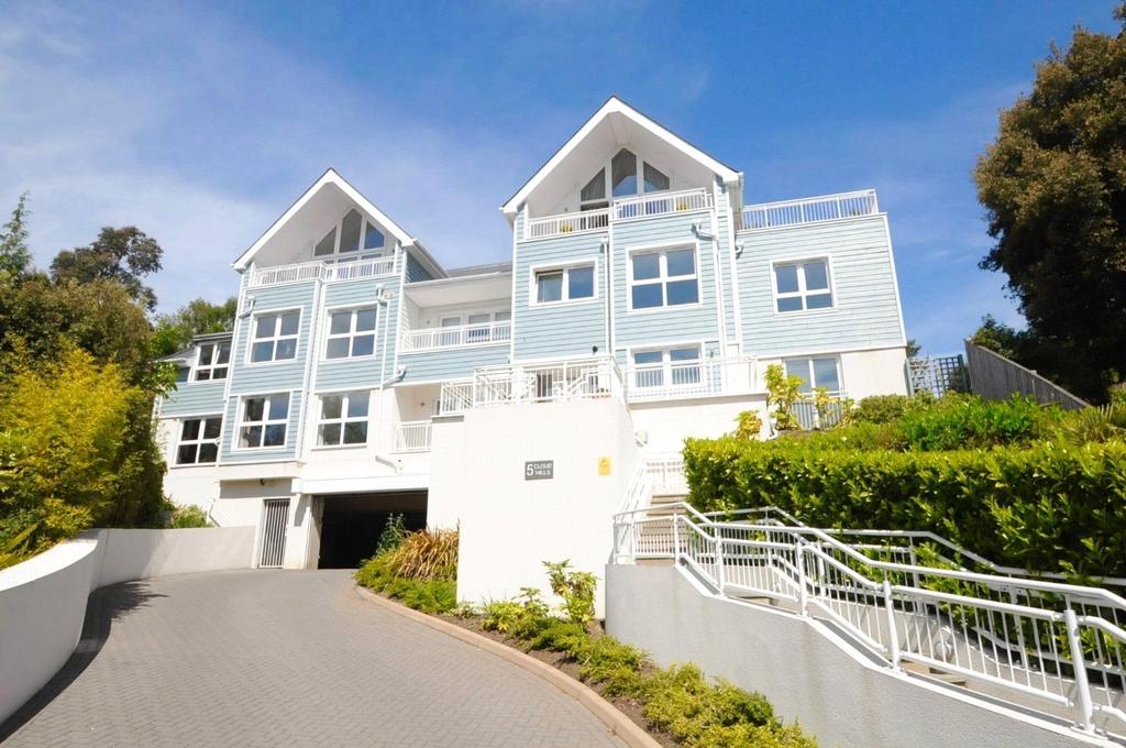 Munster Road, Lower Parkstone, Poole... 2 bed apartment £400,000
