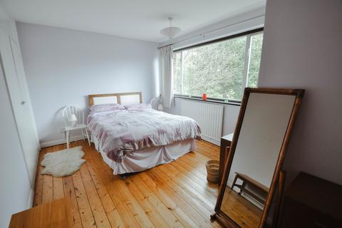 29 Bramble Road, Daws Heath, Benfleet, SS7 2UN
