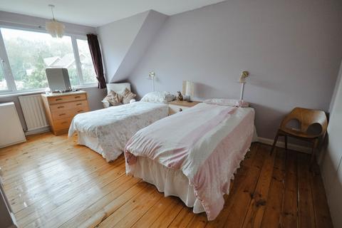 29 Bramble Road, Daws Heath, Benfleet, SS7 2UN