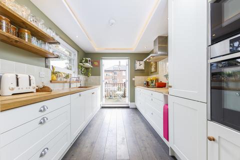 56 Ashley Road, London, N19 3AF