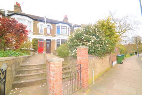 6 Blendon Terrace, London, SE18 7RR