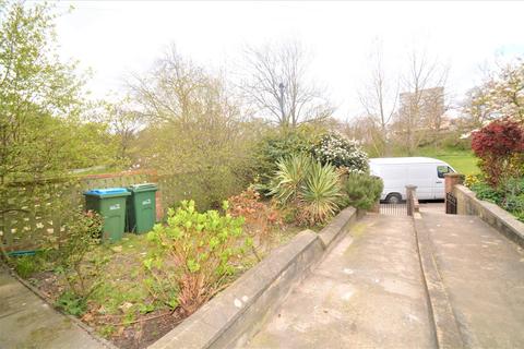 6 Blendon Terrace, London, SE18 7RR