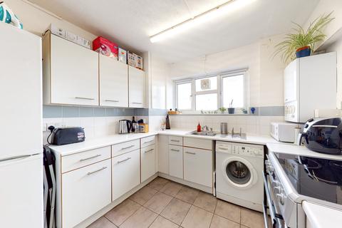 Flat 27, Holmes Court Paradise Road, London, SW4 6QJ