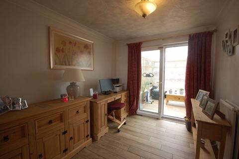 68 Woodview, Cimla, Neath, SA11 3BX