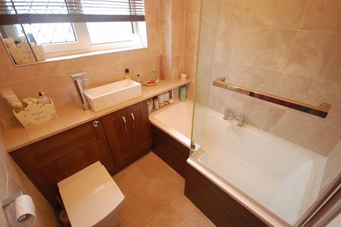 68 Woodview, Cimla, Neath, SA11 3BX