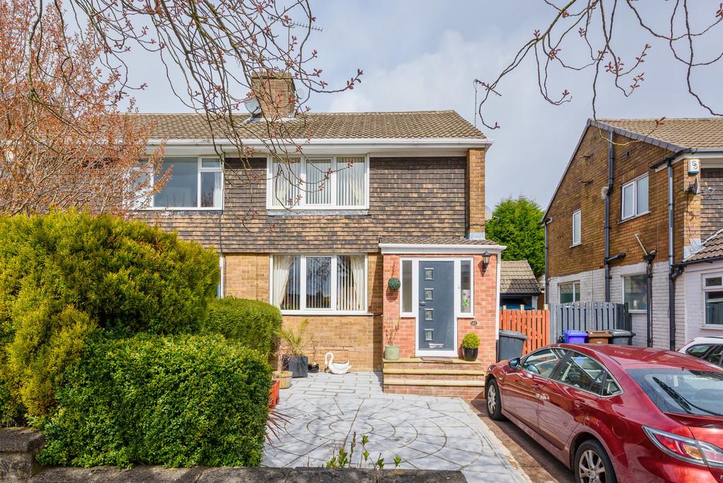 Barncliffe Road, Fulwood, Sheffield 3 bed semidetached house £349,950