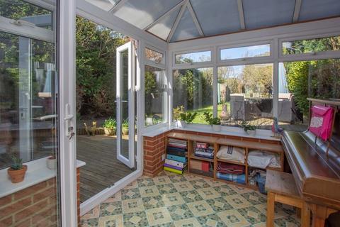 64 Chequer Lane, Ash, Canterbury, CT3 2AZ