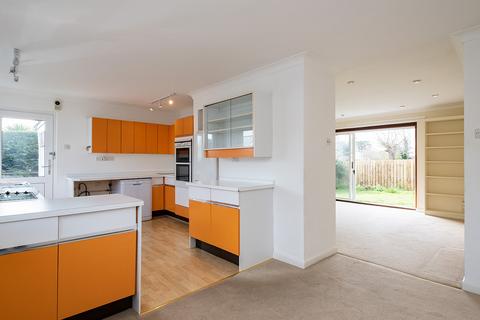 40 Trelyn, Rock, Wadebridge, PL27 6LZ