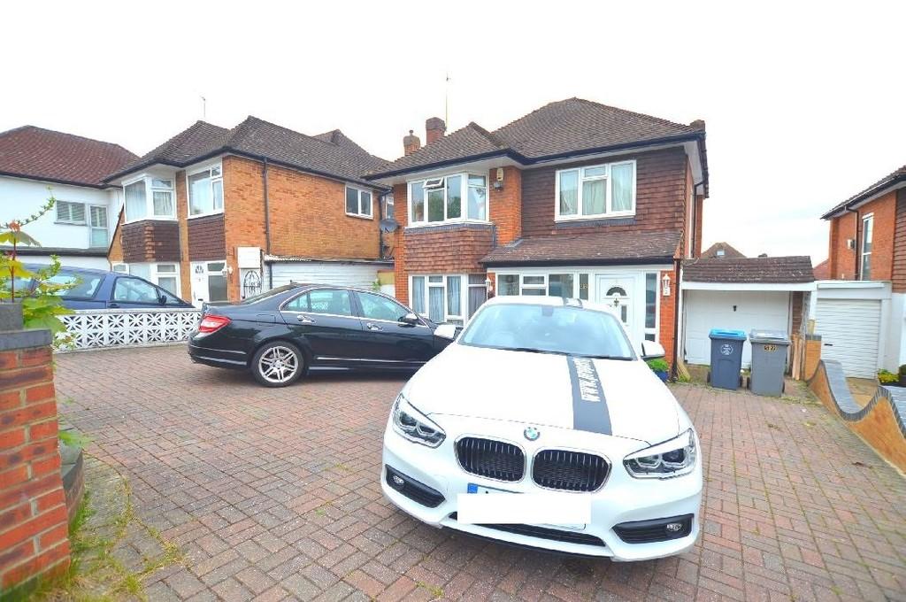Sudbury Court Road, Harrow,HA1 3SD 4 bed detached house £850,000