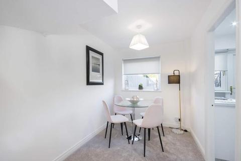 2 Bredisholm Drive, Baillieston, Glasgow, G69 7HZ