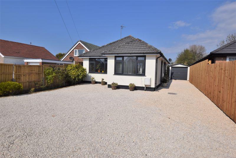 Birch Avenue, Upton 2 bed detached bungalow £260,000