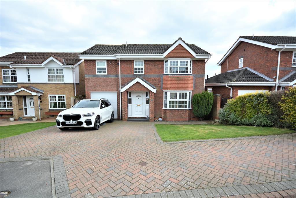 Fielding Court, Crook, DL15 9UU 4 bed detached house £220,000