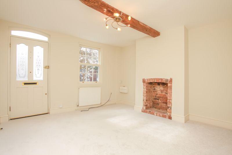 Broughton Road, Banbury 2 bed terraced house £285,000