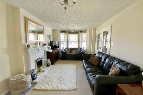 3 Roddis Close, Dinnington, Sheffield, S25 2XH