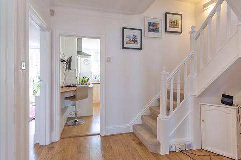 35 Park View, New Malden, KT3 4AX