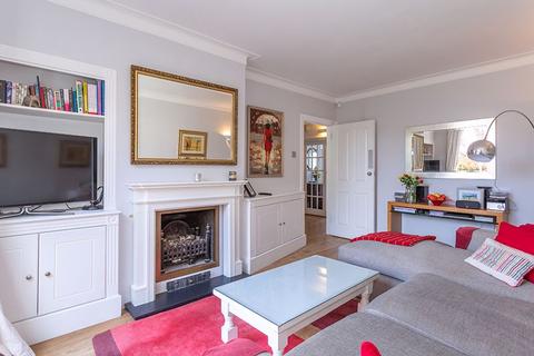 35 Park View, New Malden, KT3 4AX