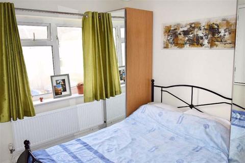 153 Cramptons Road, Sevenoaks, TN14 5DU