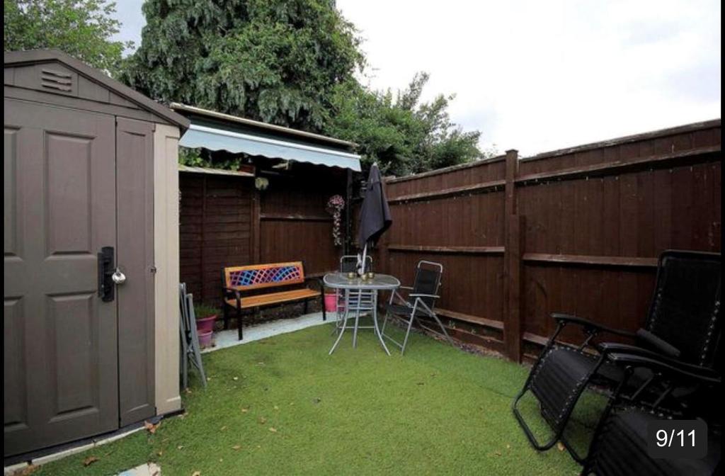 Deaconsfield Road, Hemel Hempstead 2 bed £1,195 pcm (£276 pw)