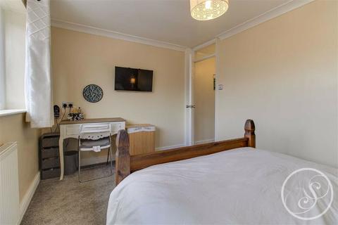 14 Birkdale Way, Leeds, LS17 7SY