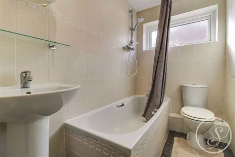 14 Birkdale Way, Leeds, LS17 7SY