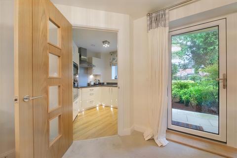 1 bedroom flat for sale, St. Giles Mews, Stony Stratford, Milton Keynes