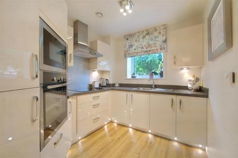 1 bedroom flat for sale, St. Giles Mews, Stony Stratford, Milton Keynes