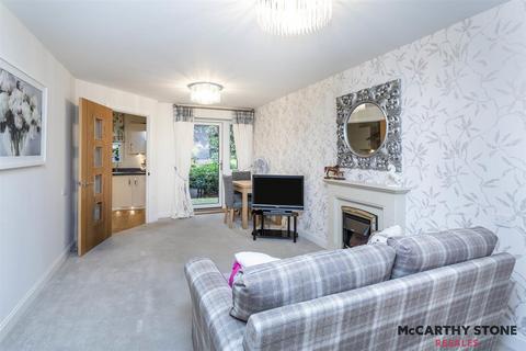 1 bedroom flat for sale, St. Giles Mews, Stony Stratford, Milton Keynes