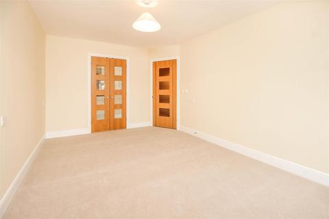 1 bedroom apartment for sale - Stiperstones Court, 167-170 Abbey Foregate, Shrewsbury, Shropshire, SY2 6AL